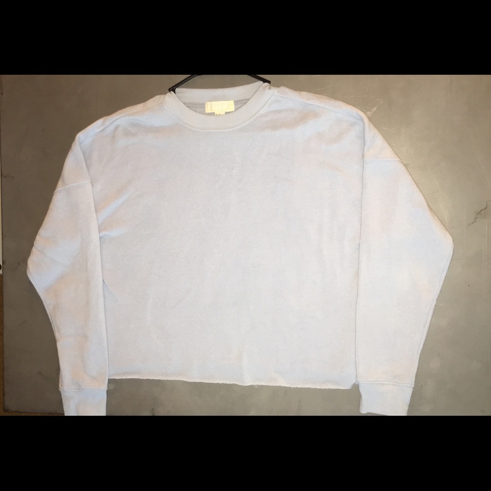 Oversized cropped sweater